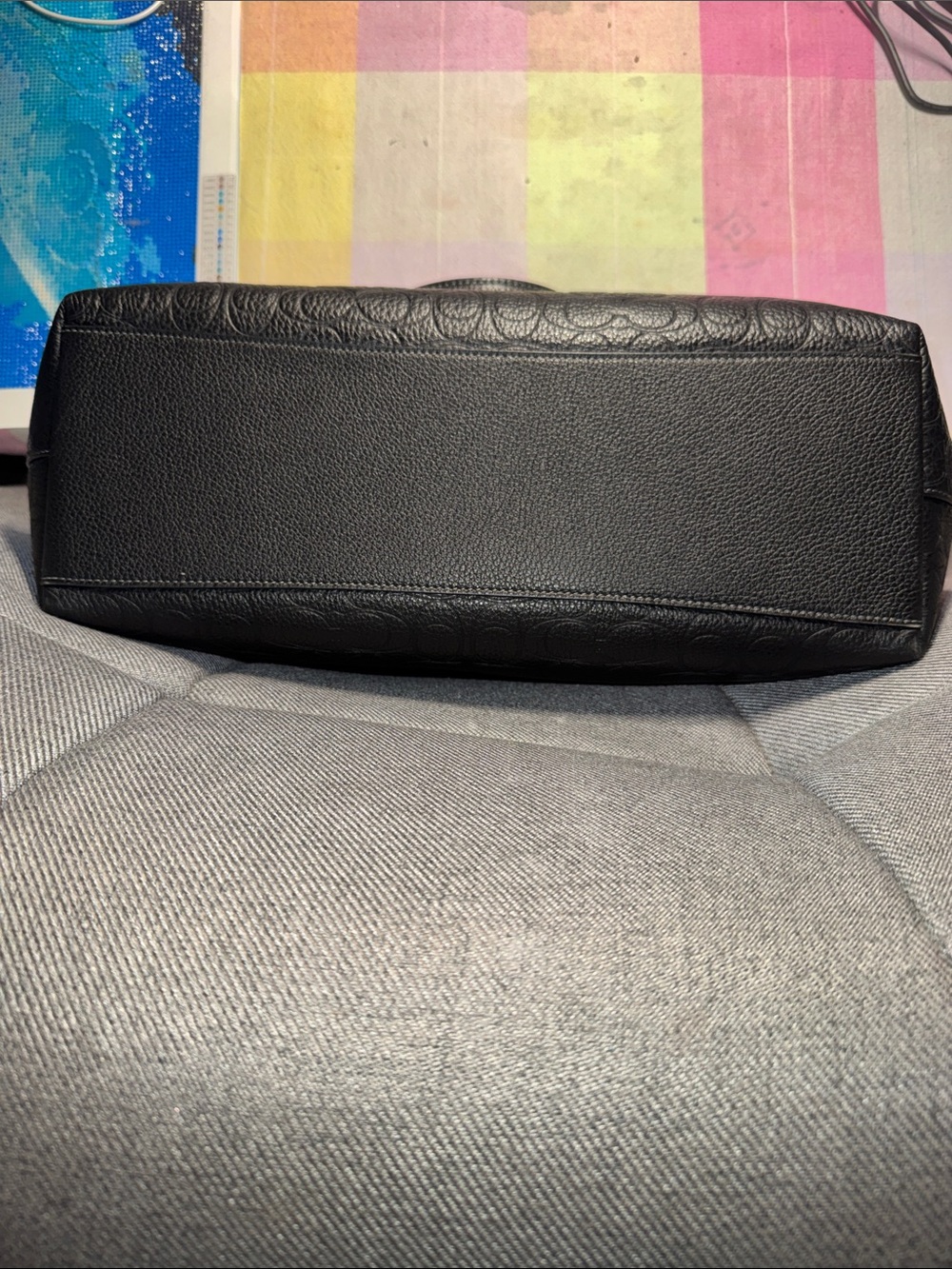 2025 Coach Station Tote with embossed Signature C - Picture 7 of 9